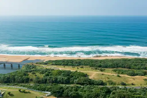 GOVERNMENT LAND AS A CATALYST FOR PRIVATE SECTOR INVESTMENT